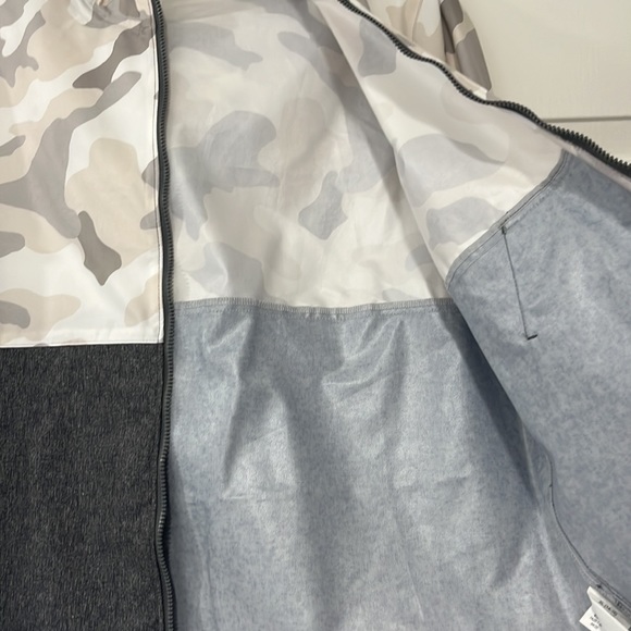 Unisex Raincoat New Without Tags - Picture 5 of 7